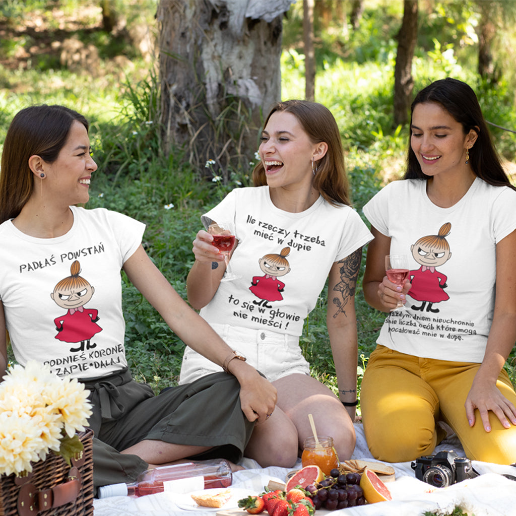 Mała Mi - Z każdym dniem nieuchronnie rośnie liczba osób które mogą pocałować mnie w dupę